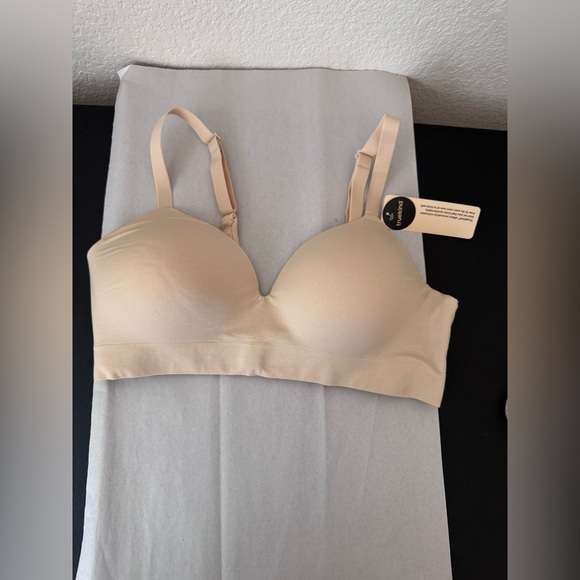 Truekind Supportive Comfort Wireless Shaping Bra Nude/Beige Size Large NWT - Picture 2 of 7